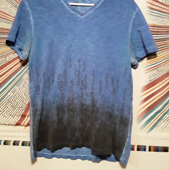 Calvin Klein Mens Medium Blue and Black V-Neck T-Shirt - Picture 9 of 13